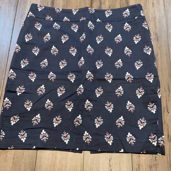 LOFT Dresses & Skirts - 5 for $25‎ Loft printed pencil skirt